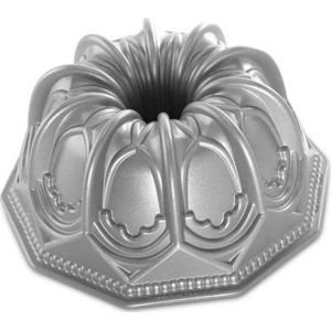 Forma na bábovku ve stříbrné barvě Nordic Ware Cathedral, 2,1 l